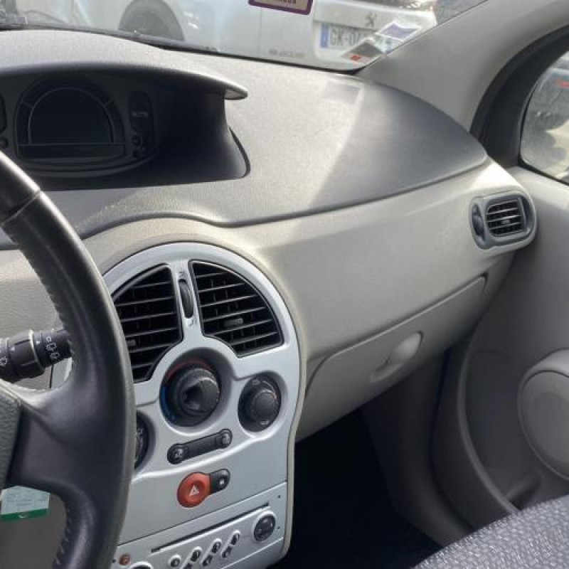 Plage arriere RENAULT MODUS Photo n°13