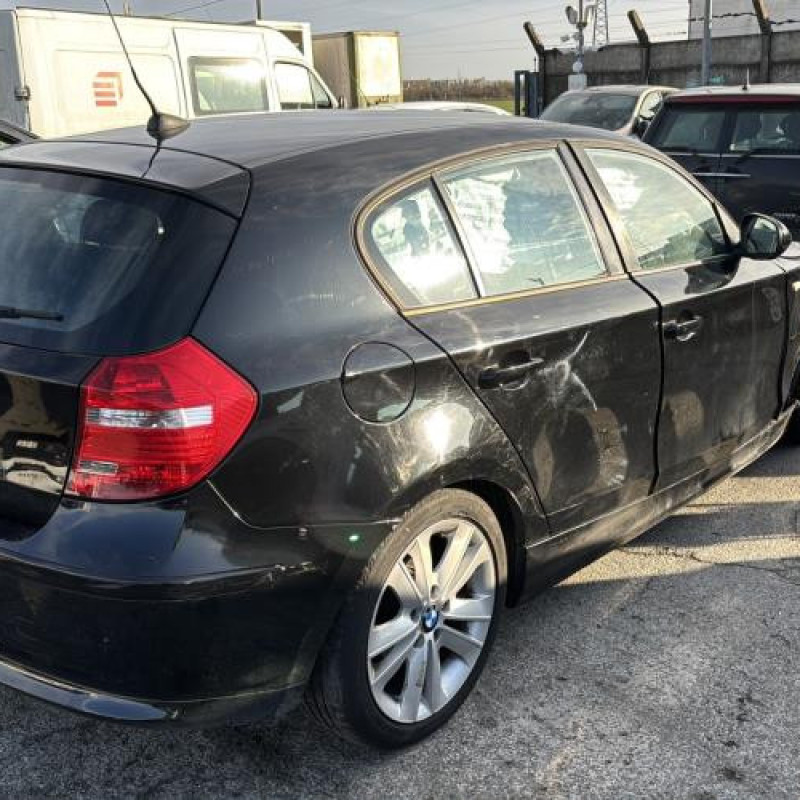 Compresseur clim BMW SERIE 1 E87 Photo n°8