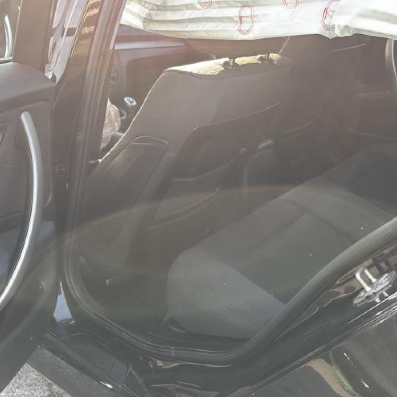 Compresseur clim BMW SERIE 1 E87 Photo n°15