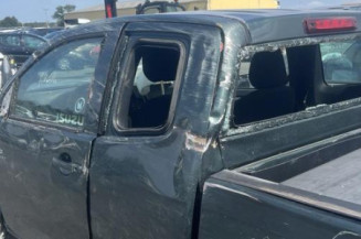 Arret de porte avant droit ISUZU D-MAX 2