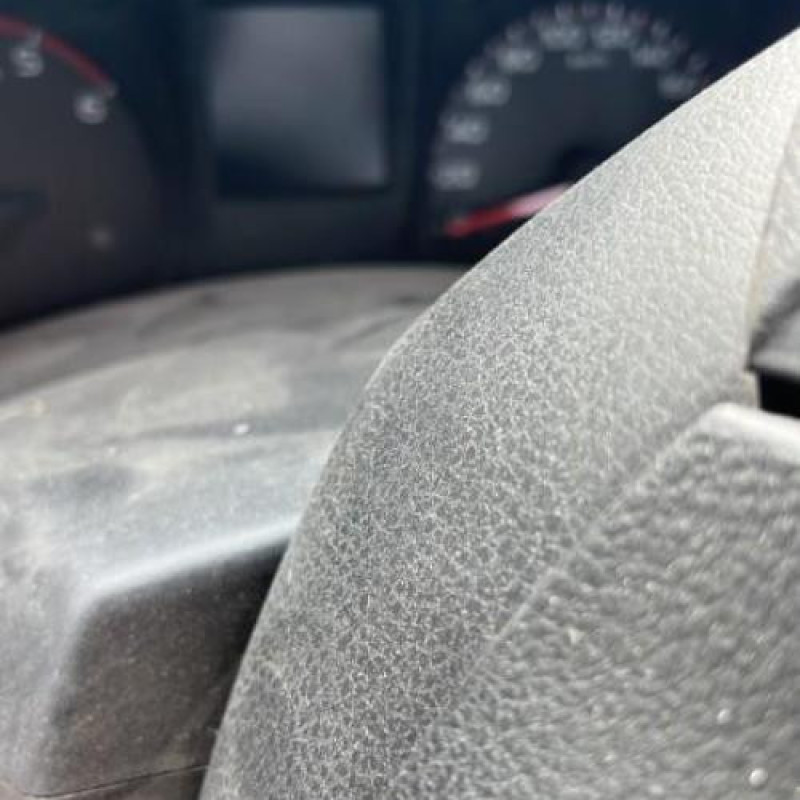 Attache ceinture arriere droit ISUZU D-MAX 2 Photo n°17