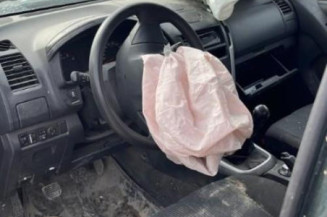 Pivot de moyeu avant gauche ISUZU D-MAX 2