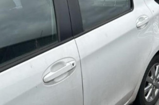 Plage arriere TOYOTA YARIS 3