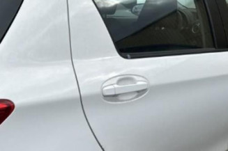 Plage arriere TOYOTA YARIS 3