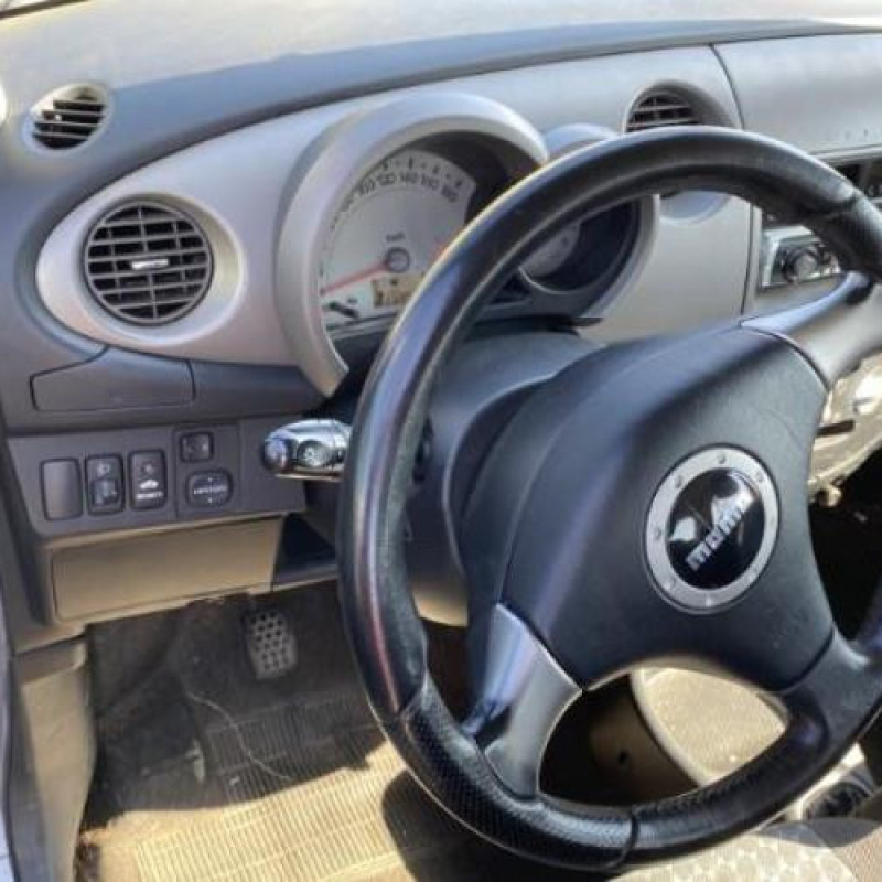 Plage arriere DAIHATSU TREVIS Photo n°14