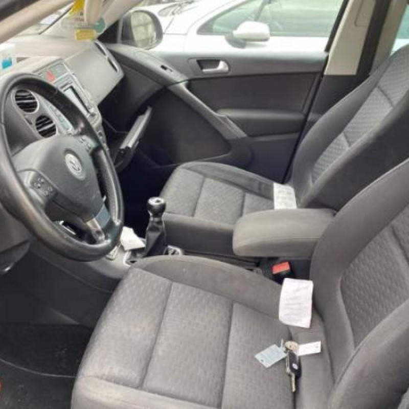 Plage arriere VOLKSWAGEN TIGUAN 1 Photo n°15