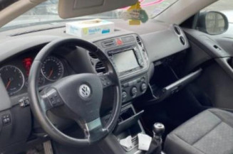 Plage arriere VOLKSWAGEN TIGUAN 1