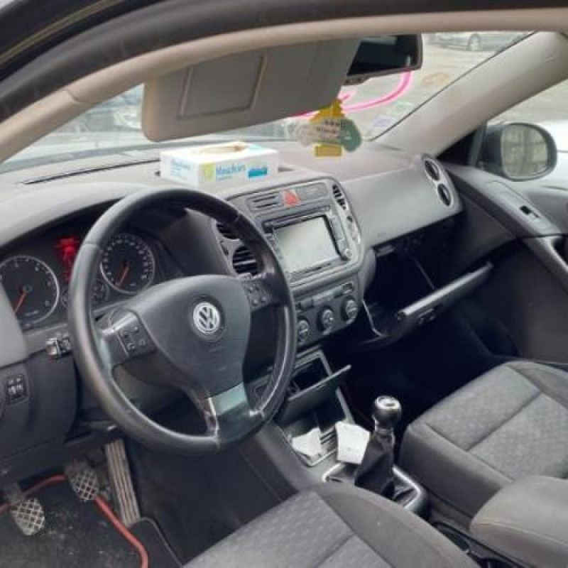 Plage arriere VOLKSWAGEN TIGUAN 1 Photo n°19