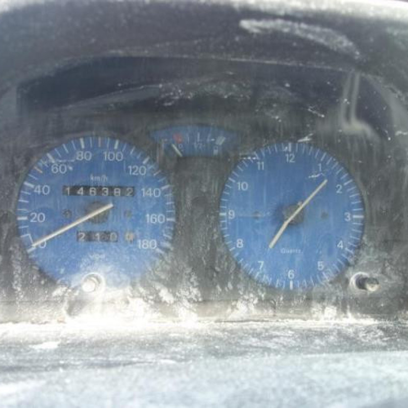 Porte avant droit PEUGEOT 106 Photo n°8