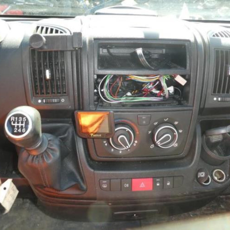 Renfort pare choc arriere (traverse) PEUGEOT BOXER 3 Photo n°5