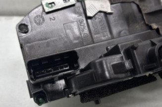Serrure arriere droit NISSAN QASHQAI 2