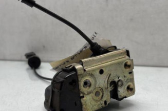 Serrure arriere droit RENAULT VEL SATIS Photo n°1