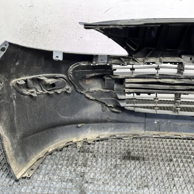 Pare choc avant PEUGEOT 207 Photo n°6