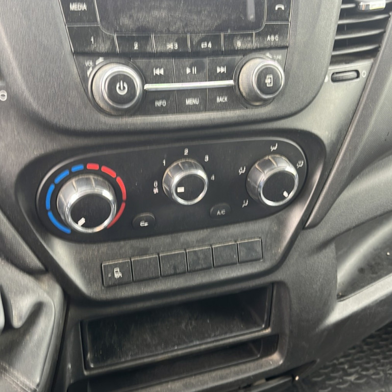 IVECO DAILY 6 PHASE 1 35-S14 2.3D - 16V TURBO Photo n°8