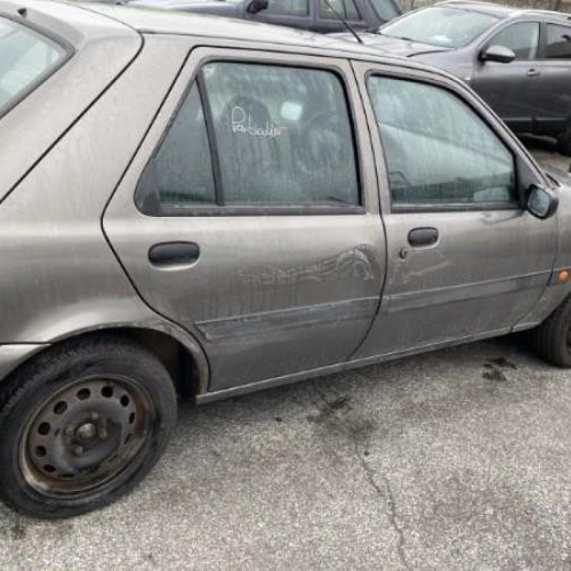 Serrure arriere droit FORD FIESTA 4 Photo n°19
