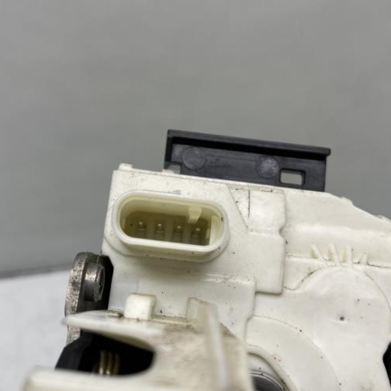 Serrure avant gauche MERCEDES CLASSE M 166 Photo n°4