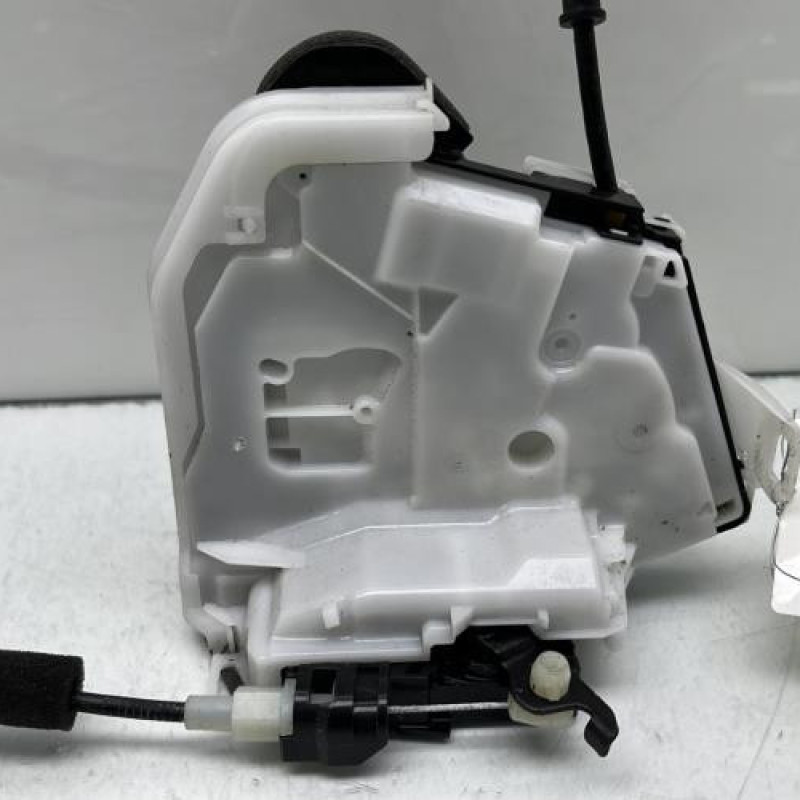 Serrure arriere droit RENAULT ARKANA Photo n°3