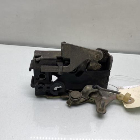 Serrure arriere droit PEUGEOT 405