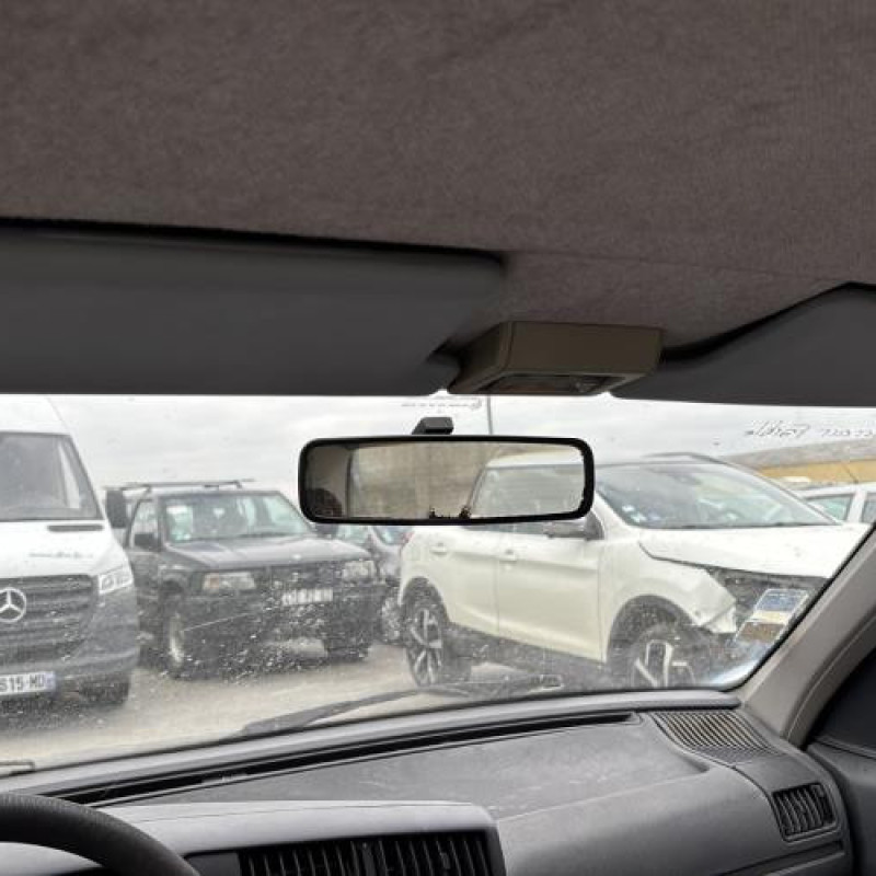 Serrure arriere gauche PEUGEOT 405 Photo n°16