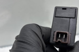 Serrure arriere droit PEUGEOT 405