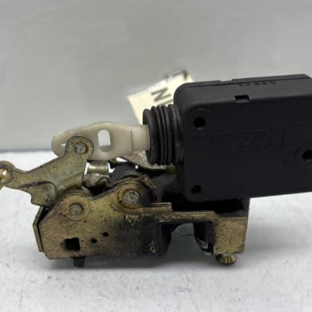 Serrure arriere gauche PEUGEOT 405