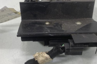 Serrure arriere droit DACIA SANDERO 3