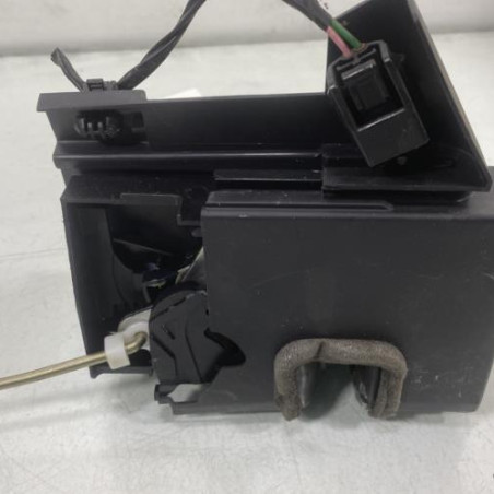 Serrure avant droit DACIA SANDERO 3
