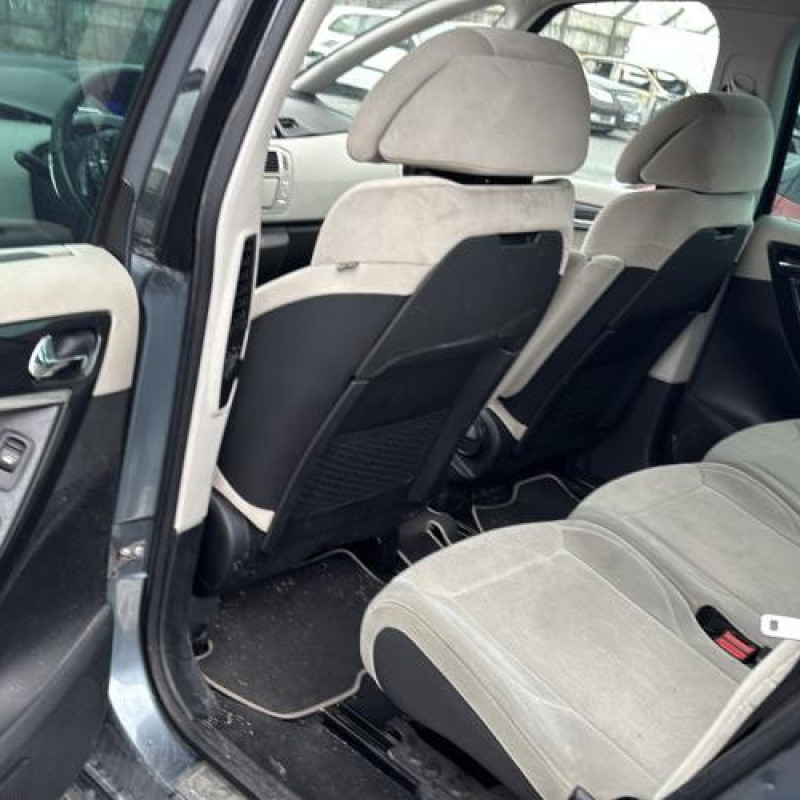 Compresseur clim CITROEN C4 GRAND PICASSO 1 Photo n°13