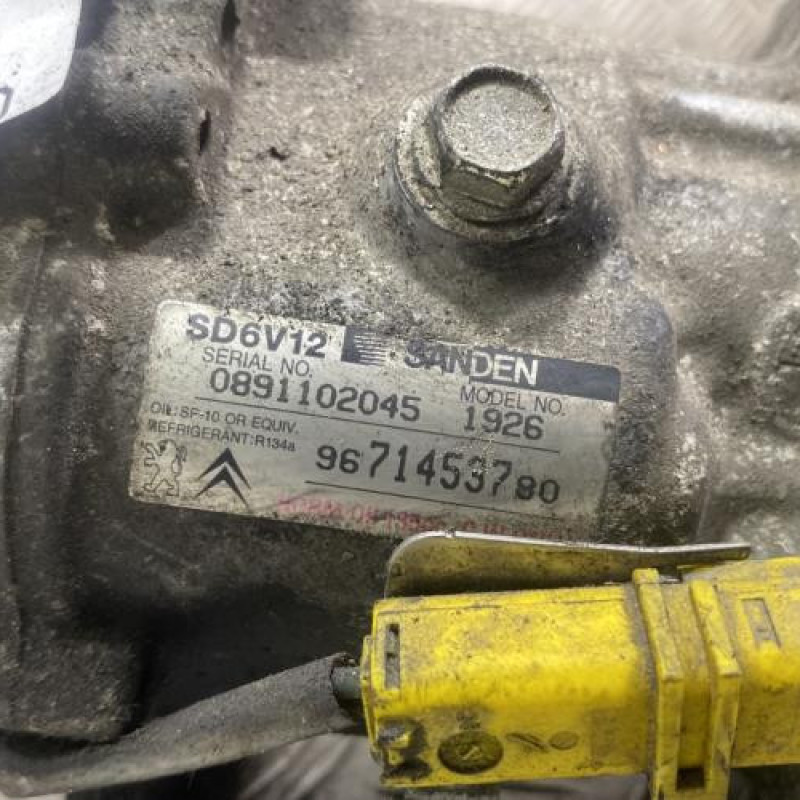 Compresseur clim CITROEN C4 2 Photo n°2