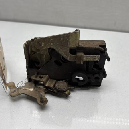 Serrure arriere gauche PEUGEOT 106
