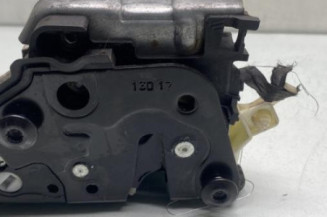 Serrure avant droit AUDI A4 4