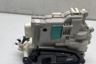 Serrure avant droit AUDI A4 4