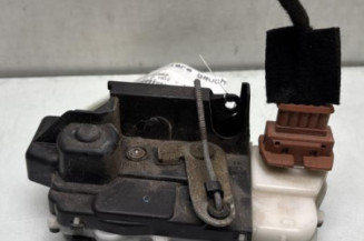 Serrure arriere gauche PEUGEOT 607