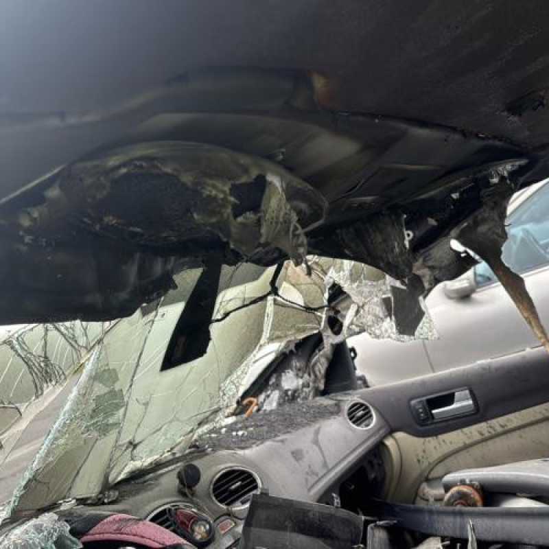 Serrure avant droit FORD FOCUS 2 Photo n°14