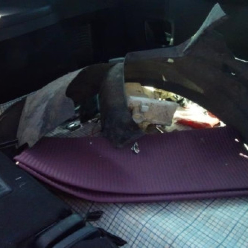 Porte arriere gauche PEUGEOT 308 1 SW Photo n°10