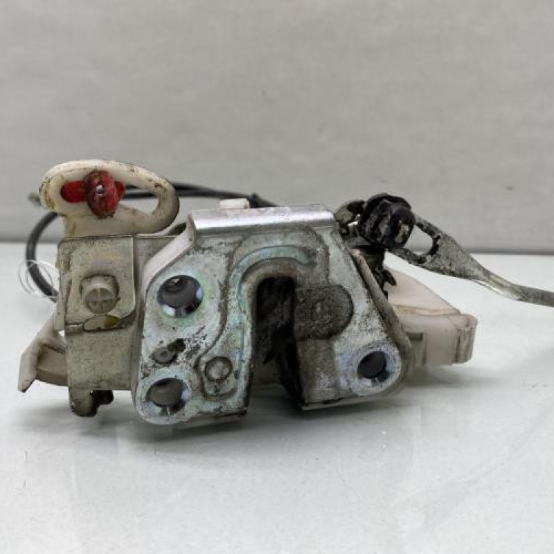 Serrure avant gauche PEUGEOT 107 Photo n°1