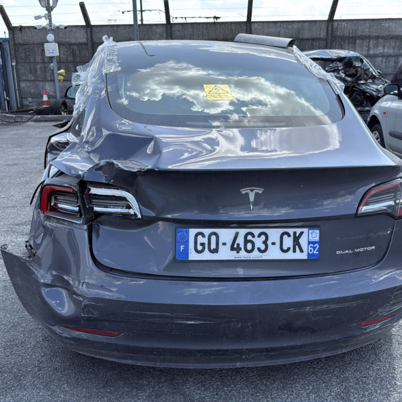 TESLA MODEL 3 5YJ3 EV AWD 4X4 Photo n°5