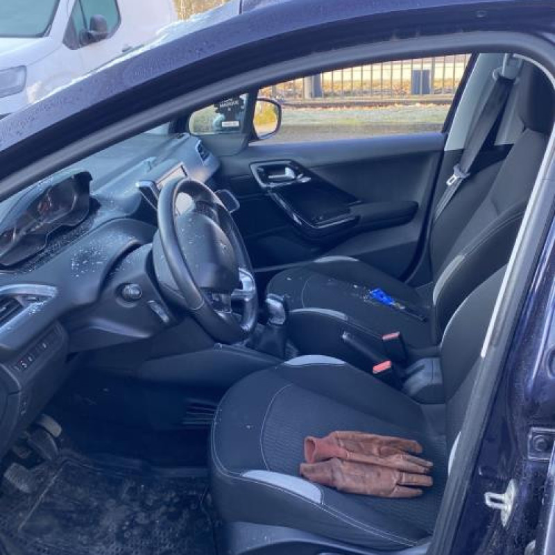 Ceinture avant droit PEUGEOT 208 1 Photo n°1