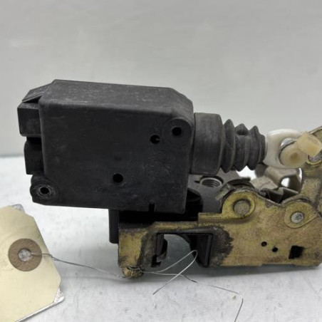 Serrure avant droit PEUGEOT 405