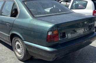 Serrure avant droit BMW SERIE 5 E34