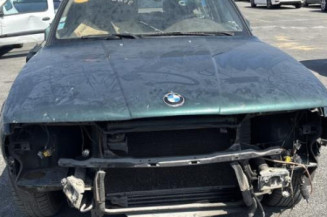 Serrure avant droit BMW SERIE 5 E34