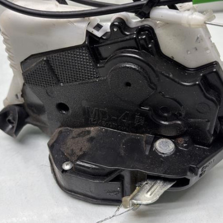 Serrure avant droit TOYOTA YARIS 2