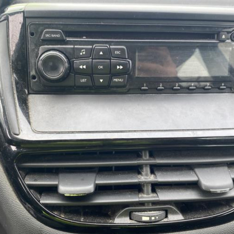 Absorbeur de pare choc arriere PEUGEOT 208 1 Photo n°18