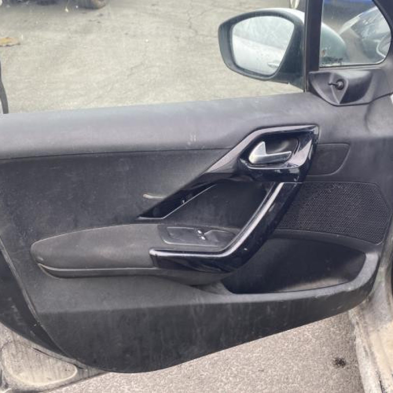 Ceinture arriere droit PEUGEOT 208 1 Photo n°10