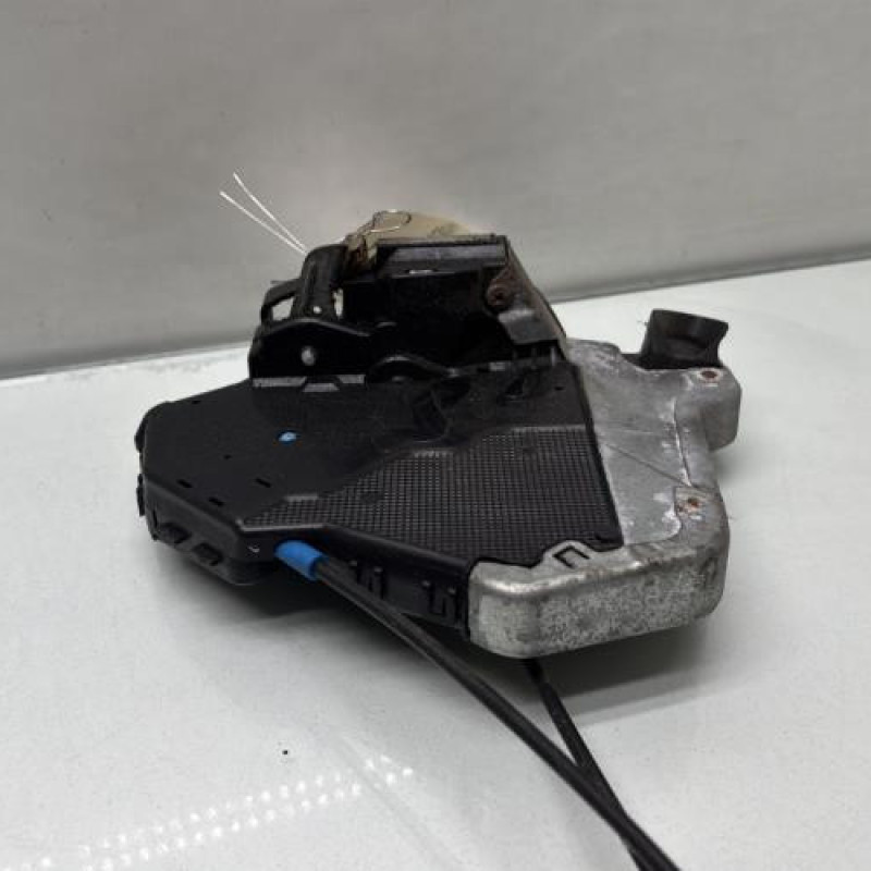 Serrure avant droit LEXUS IS 2 Photo n°2