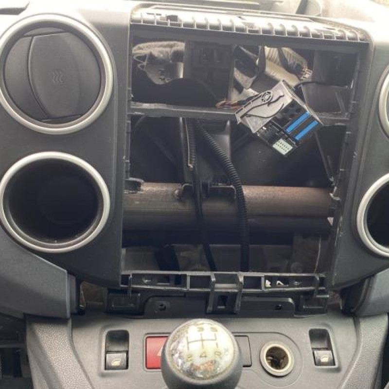 Amortisseur avant gauche CITROEN BERLINGO 2 Photo n°17