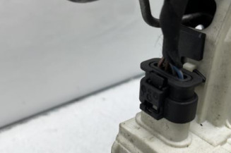 Serrure avant droit MERCEDES CLASSE C 204