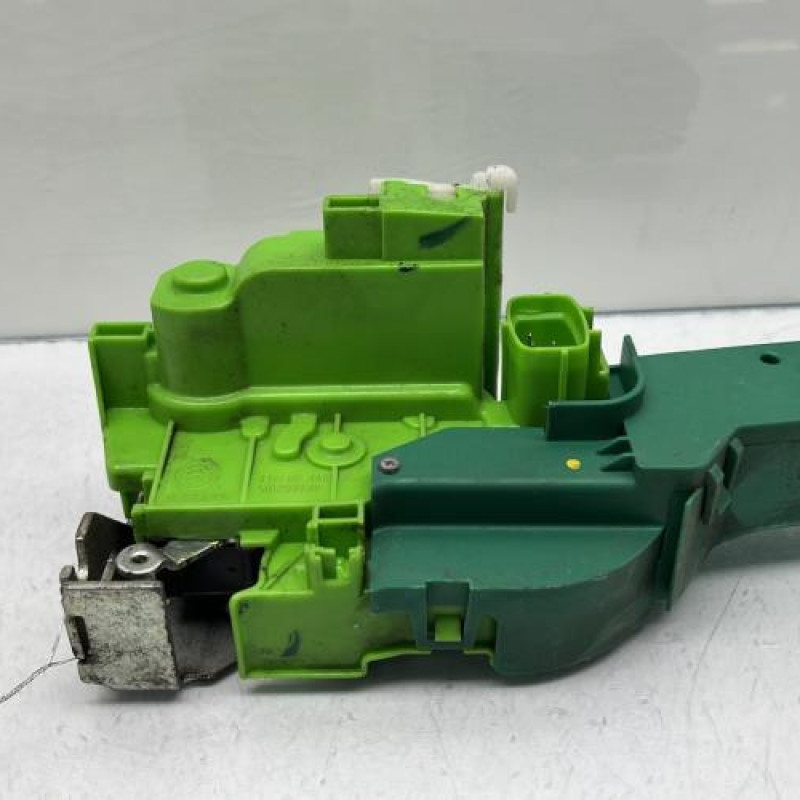 Serrure avant gauche ALFA ROMEO GIULIETTA 2 Photo n°1