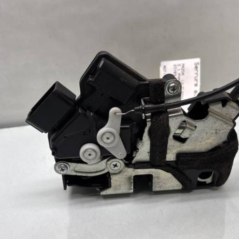 Serrure avant droit MAZDA 5 1 Photo n°3