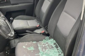 Serrure avant droit MAZDA 5 1